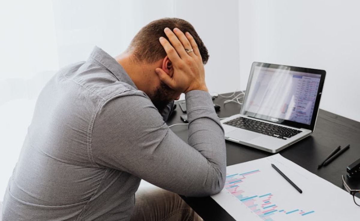 Man Plans To Retire At 42 With Rs 2.5 Crore Savings, Asks Reddit For Advice