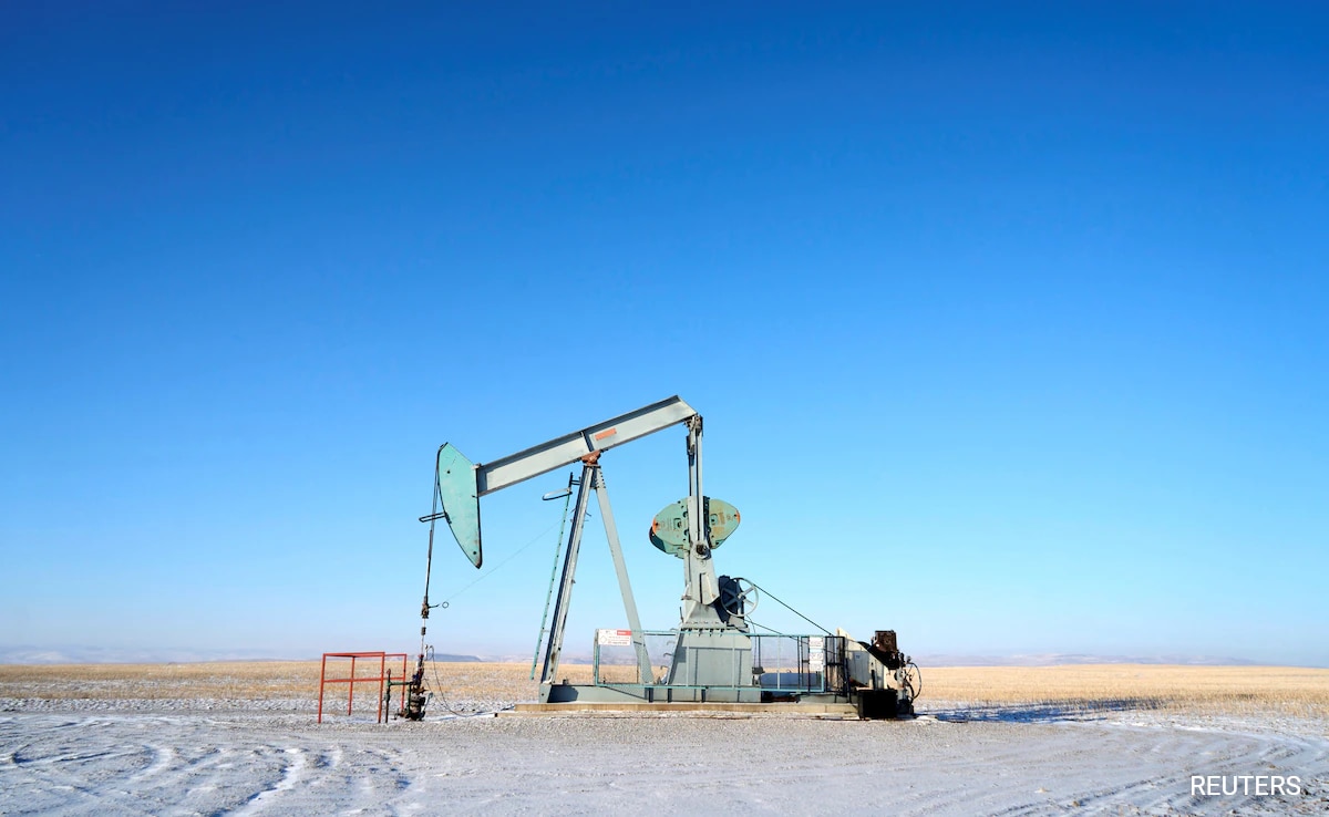 Oil Prices Fall Into Negative Territory As Trump Announces New Tariffs