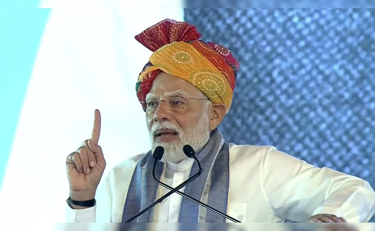 Opposition Counters PM’s ‘Muslims Fix Punctures’ Remark