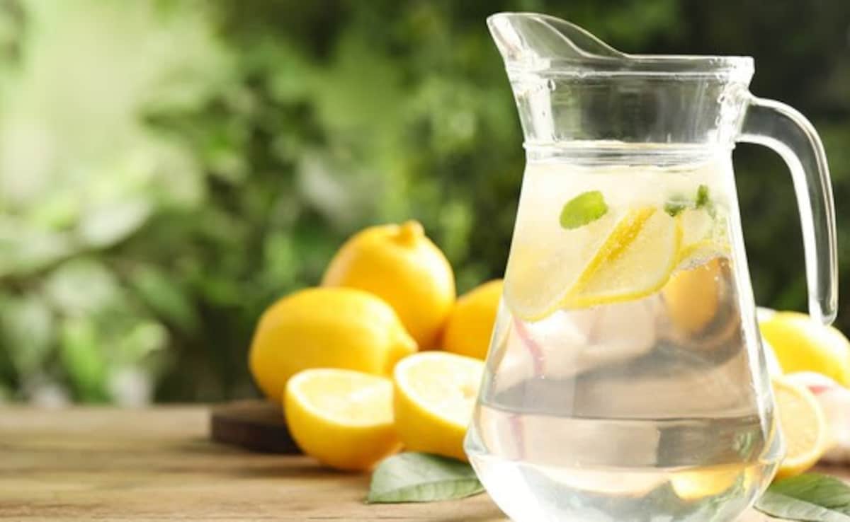 Coconut Water Or Lemon Water? Know Which One Is Best For You This Summer