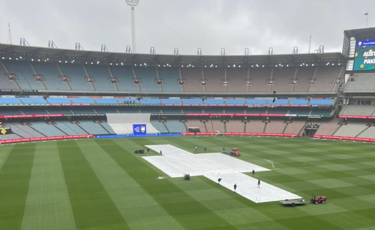 Security Breakdown At Melbourne Cricket Ground, Two Men Arrested For Smuggling Handguns And Bullets