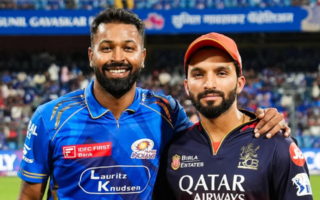 Who will face Mumbai Indians in Eliminator?