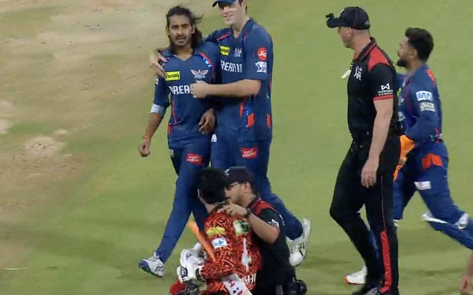 Digvesh Rathi, Abhishek Sharma involved in heated battle during LSG vs SRH clash