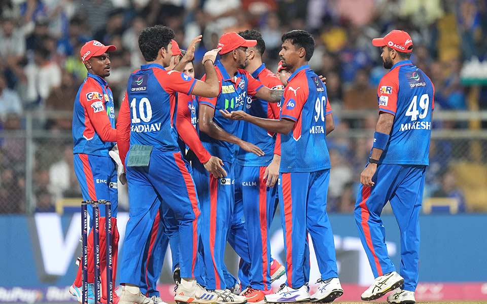 Funniest Memes from MI vs DC Mid-Innings of Match 63